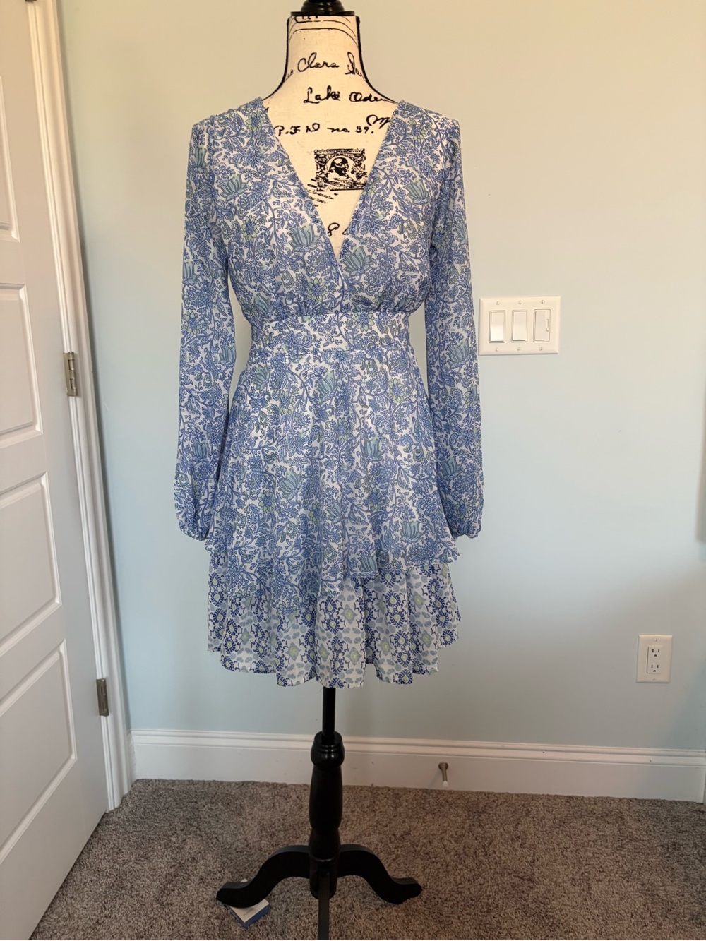 Japna Blue Floral V-Neck Tiered Long Sleeve Dress